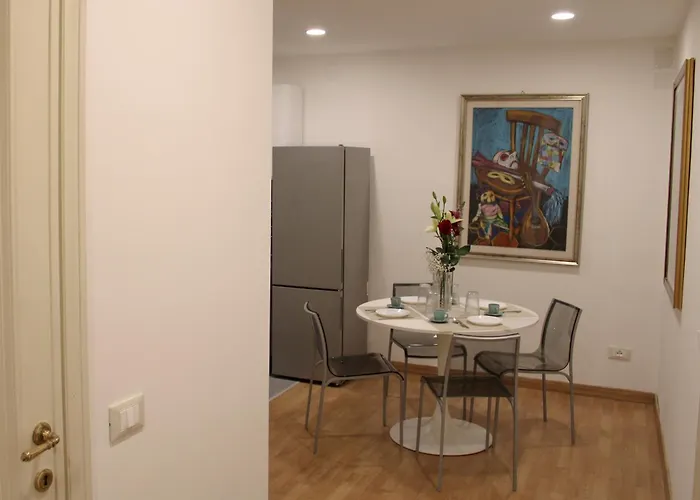 Domus Stephani - Sophisticated Living And Links - Flaminio District, Near Borghese & Piazza Del Popolo Апартаменты *